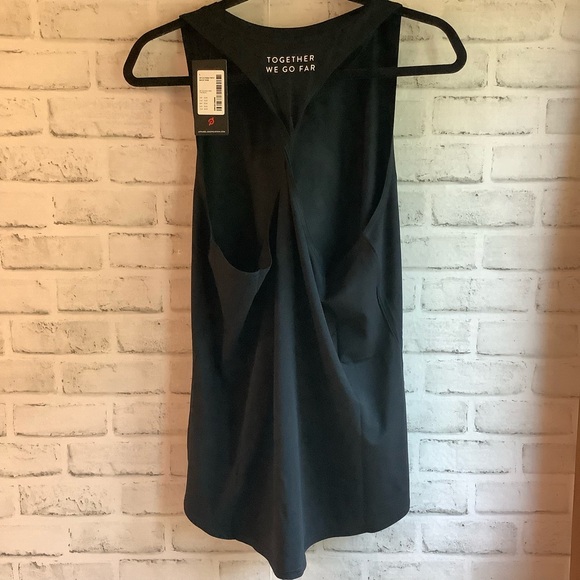 PELOTON Women’s Large Level-Up Twist Tank Top - Picture 4 of 6